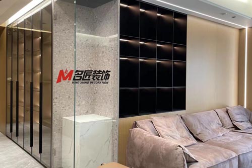 柳州市溫馨花園現代簡約風格三居室裝修案例